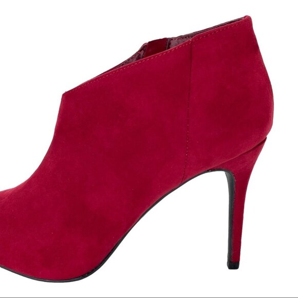 Journee Collection Demmi Red Microfiber Heeled Womens Shooties Size 9M - Picture 8 of 12
